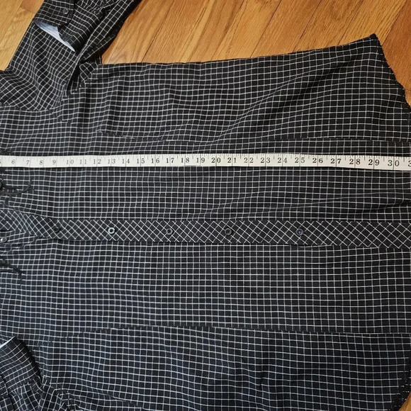 Plaid Long Sleeve Shirt XL - Untouchable Man Casual Wear - Picture 10 of 13